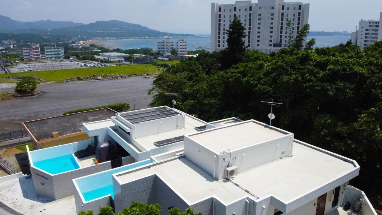 Private Pool Villa Motobu Bagian luar foto