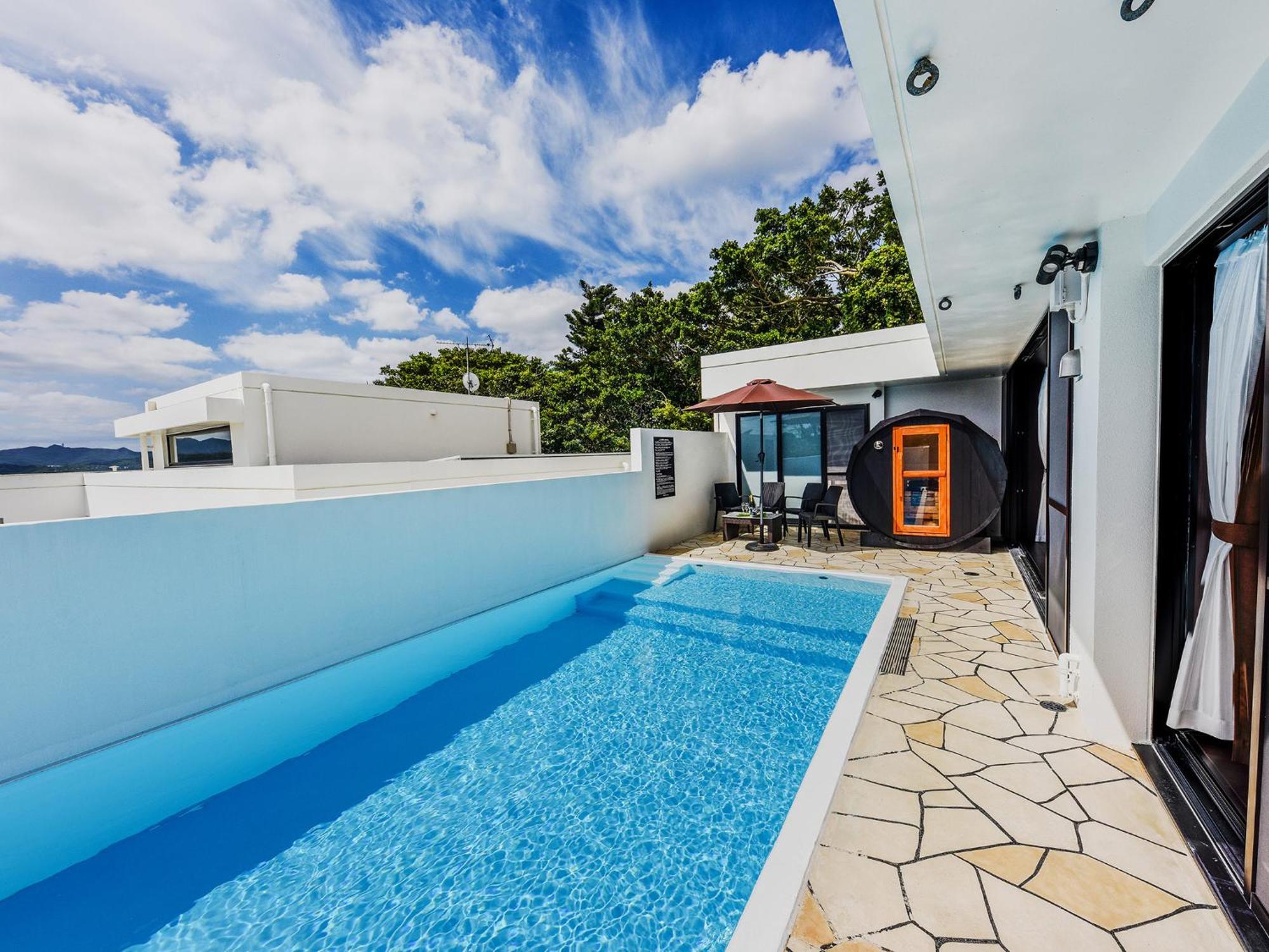 Private Pool Villa Motobu Bagian luar foto